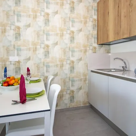 Lägenhet One Life Suites-7 By Interhome