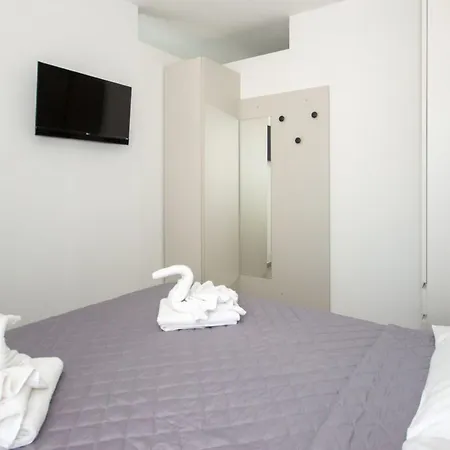 Appartamento One Life Suites-7 By Interhome
